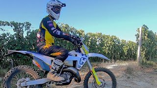 FMF Shorty HUSQVARNA TE 150i  RAW 2 Stroke Sound [upl. by Margaret]