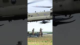 Installing a howitzer onto a CH47 Chinook helicopter usairforce [upl. by Greggs]