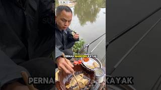 Mancing asik langsung santap hasil pancingnya [upl. by Harte]