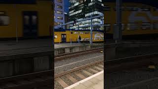 Aankomst VIRM Flow en VIRM4 Utrecht Centraal [upl. by Sherfield827]