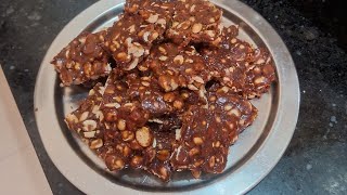 moongfali aur gud ki chikki recipe at home very delicious 😋 😋😋 [upl. by Oflunra104]