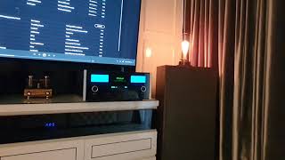 Mcintosh MA7200  Klipsch Forte IV [upl. by Ordisy765]