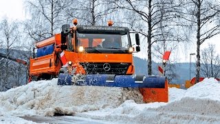 ChasseNeige en action  Snowplow in action [upl. by Chisholm717]