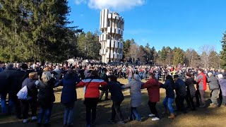 Ojkača sa Kozare 100 ljudi pjeva i igra u kolu Uživo 2020 HD Video [upl. by Peadar987]