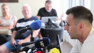 Smijenjeni direktor Hajduka Nikola Kalinić održao konferencijau za medije [upl. by Llertram124]