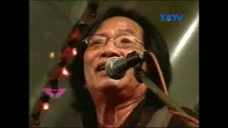 Koes Plus  Yo Ben Live Show Solo [upl. by Yatnuahs]