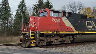 CN 2690 5378 Westbound local freight train through Vicksburg MI [upl. by Holtorf]