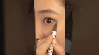 How to draw eyelinerEyeliner tutorial for beginnerseyeliner lagany ka tarika [upl. by Eelatan829]