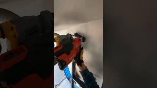 ⚠️DEWALT X MILWUAKEE shortsvideo camaraseguridad dewalt milwuakee [upl. by Xed]