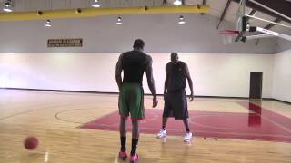 Hakeem Olajuwon Demonstrating Low Post Moves  Amazing Footwork [upl. by Bridges58]