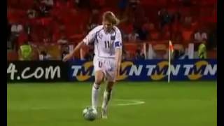 Long Shoot Pavel Nedved vs Edwin Van Der Sar [upl. by Lilllie]