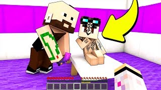 LYON SI È FATTO UN TATUAGGIO  Scuola di Minecraft 17 [upl. by Xavler]