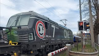 Bahnübergang in Ludwigsau Friedlos Züge am Mittwoch 2732024 ICET Doppeltraktionviel Güterverkehr [upl. by Sauer514]