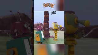 Robot Climbs On The Tree shorts youtubeshorts cartoonforkids robotik robotcartoons [upl. by Kellsie]