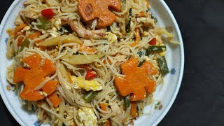 চিকেন ভেজিটেবল নুডলস রেসিপি Chicken vegetables Noodles Recipechickenvegetablesnoodles [upl. by Constancy888]