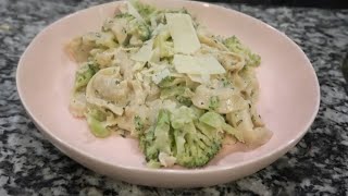 One Skillet Broccoli Tortellini Alfredo [upl. by Eliades]