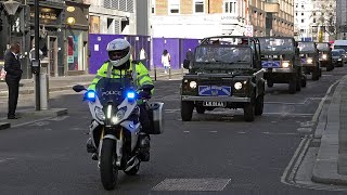 Platinum Jubilee  Police escort Army artillery in London [upl. by Audres992]