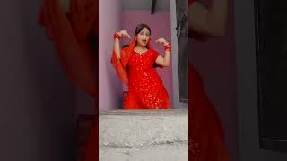 Chail chabila balma mera mange rasmalai 🤭🤩 hindi oldsongs dance shorts ytshorts Anuradhagupta [upl. by Demahom641]