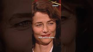 Charlotte Rampling est à peine vexée  😅  Les interviews de Raphael Mezrahi Humour Shorts [upl. by Hardi616]