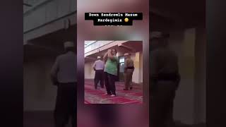 Namaz Kılan Down Sendromlu Kardeşimiz Namaza Kısa Bir Ara Veriyor [upl. by Ginny]