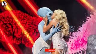 Britney Spears Reacts to Sabrina Carpenter’s VMAs Performance ‘Why Is She Kissing An Alien’ [upl. by Erminna]