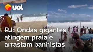 Ressaca no Rio Vídeos mostram momento em que ondas gigantes invadem praia e arrastam banhistas [upl. by Ellevart434]