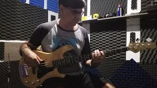 Superstition Bass Cover versão Phil X  Stevie Wonder [upl. by Cinimmod271]