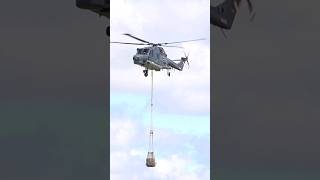 Deutschland Marine trains with Sea Lynx Mk88A at the Nordholz naval air station germannany lynx [upl. by Baxy]