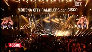 Modena City Ramblers amp Cisco  ¡Viva la vida muera la muerte  I cento passi [upl. by Iznil]