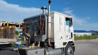 9670 Cabover international parked in Knoxville IL from PA June 18th 2024 [upl. by Laurella]