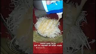 Menu makan  Bakwan wortel ketan susu keju sop sambal bakso [upl. by Stock]