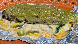 RECETA NUNCA ANTES VISTA DE NOPAL EMPAPELADO RELLENO DE RAJAS CON QUESO 🇲🇽 COMIDA MEXICANA 🇲🇽 [upl. by Kenn244]