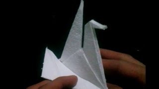 Origami Cisne de papel hecho con una servilleta [upl. by Arney]