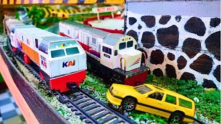 Drama Merakit Kereta Api RC CC201 VintagePerumka Anjlok Menabrak Truk Hingga Terguling Ke Sungai [upl. by Sairacaz359]