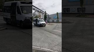 Mercedesbenz MiniBus van Pouw Vervoer vertrekt als pendelbus uit station Almere buiten bus shorts [upl. by Sparky]