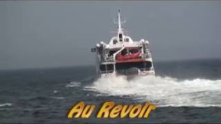 CNM Evolution Traversiercatamaran  rapide élégant et racé [upl. by Llenehc48]