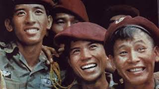 CHNVN sub South Vietnam paratrooper song quotLính dù lên điểmquot [upl. by Jegger]