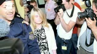 Hace 6 años Natascha Kampusch huía de su captor tras ocho años secuestrada [upl. by Eessej864]