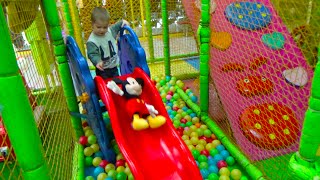 🌟 Minnie Mouse amp Mikey Mouse eating ICE CREAM after FUN Indoor Play Area for kids [upl. by Colette]