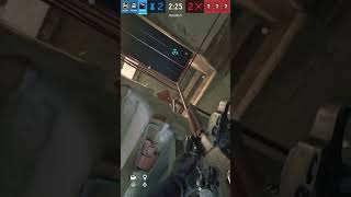 How did ash get there😂😂 rainbowsixsiege bestoperatorsinrainbowsixsiege [upl. by Trebmer]