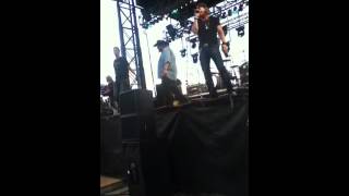 Dirt Road Anthem Colt Ford with FGL St Louis Live [upl. by Assirk]