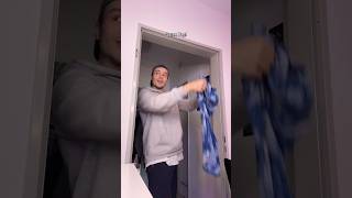 Dein KLEID ist ZU KURZ Verbote in Beziehungen 🚩beziehung freundin viralvideo funny [upl. by Aniles]