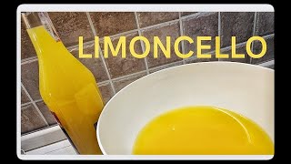 LIMONCELLO RICETTA ORIGINALE DENSA E PROFUMATISSIMA [upl. by Adnohsel]