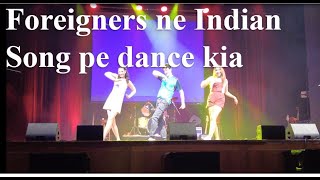 Foreigners dance on Koi Mil Gya song koimilgaya shahrukhkhan srk indiansongs [upl. by Ahsimal]