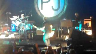 27  Alive with Jerry Cantrell  Pearl Jam live at Gibson Amp LA 10062009 [upl. by Ralfston62]