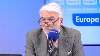 quotSupprimons Noël quot  Une auditrice folle de rage chez Pascal Praud [upl. by Blau]