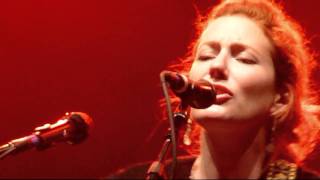 Kathleen Edwards Change The Sheets  Pitchfork Paris festival [upl. by Eberta]