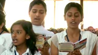 Maramon Convention 2013 Songs Karthavin Varavil Namme By Santhosh Valiyaparambil [upl. by Lletnom629]