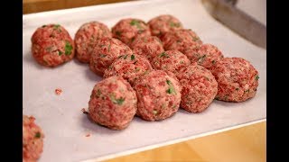 How to make classic Italian Meatballs [upl. by Lehte]