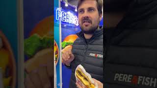 Antony grillé en train de manger de la viande chez BURGER 🇺🇸 😱 [upl. by Vander]